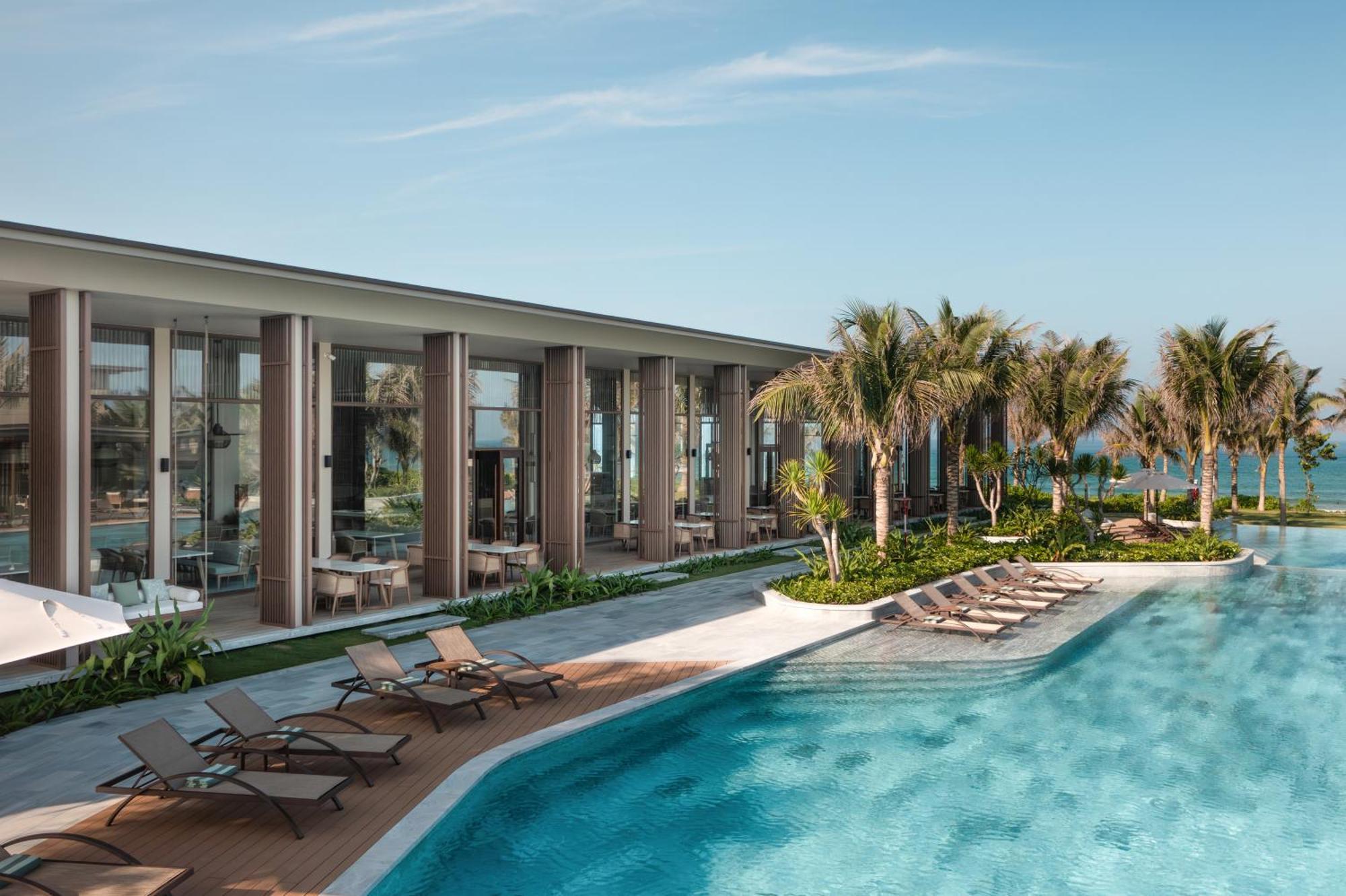 The Ocean Resort By Fusion Куинён Экстерьер фото