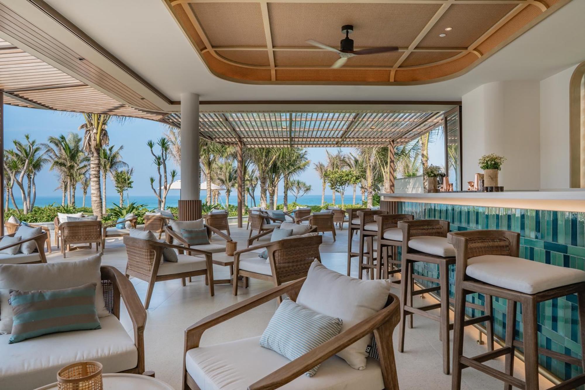 The Ocean Resort By Fusion Куинён Экстерьер фото