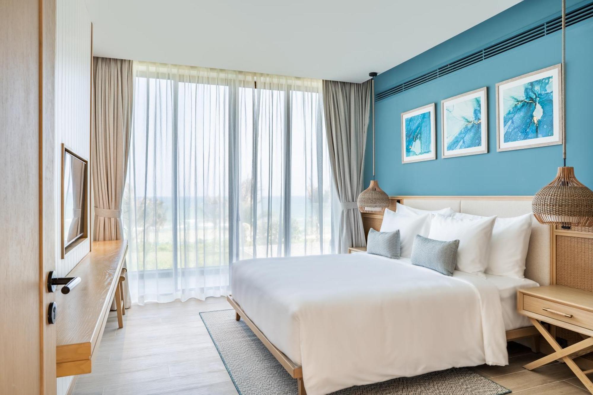 The Ocean Resort By Fusion Куинён Экстерьер фото